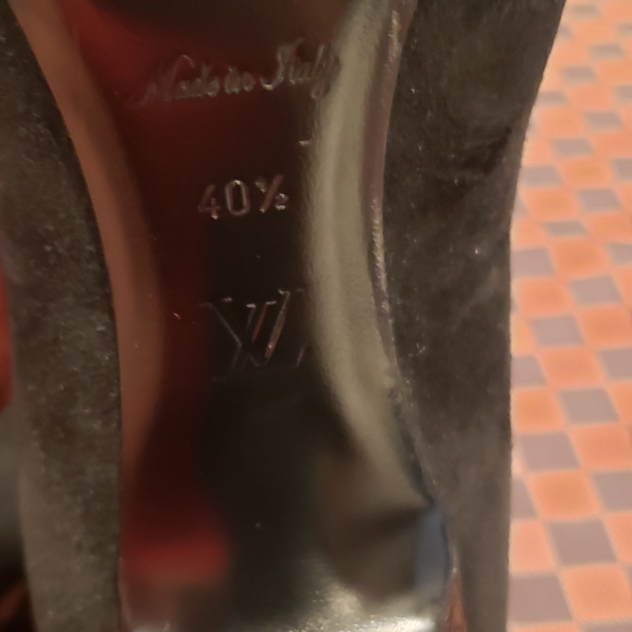 🚫SOLD🚫 Louis Vuitton Booties - Picture 6 of 8